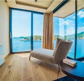 Luxury 7 Bedroom Dubrovnik Beachfront Villa with Infinity Pool, Sleeps 14
